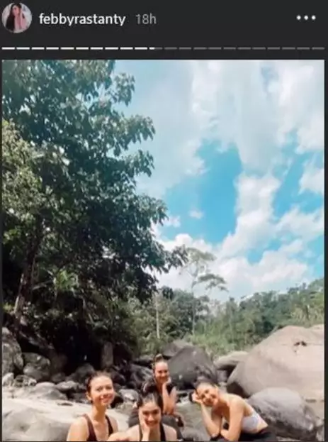 febby trekking bareng sahabat Instagram