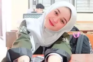 10 Potret terbaru Cecilia Gina anak Limbad yang kini berhijab