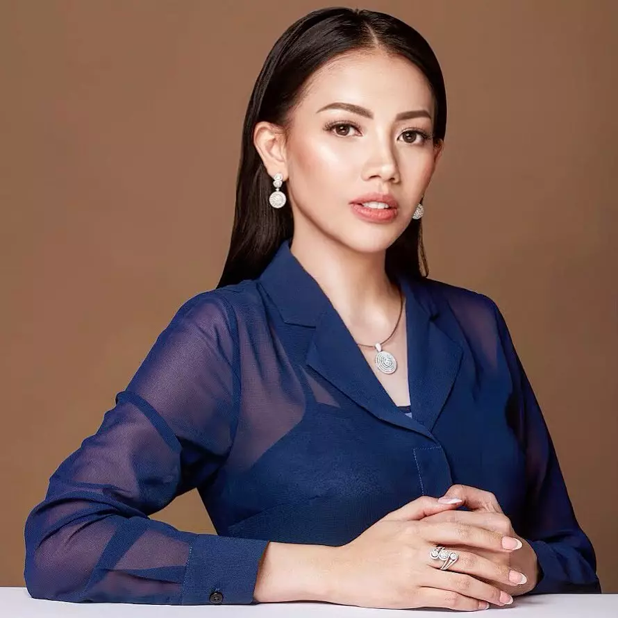 seleb hamil anak ketiga Instagram