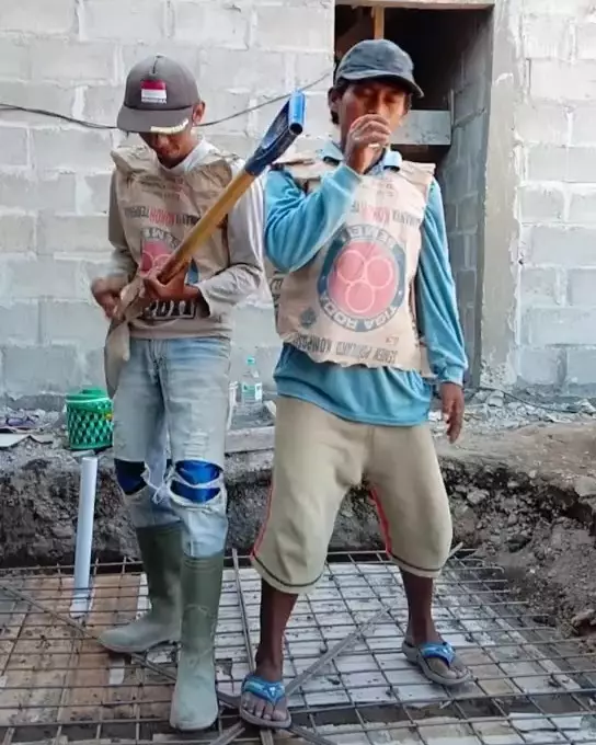 tukang bangunan konser Instagram