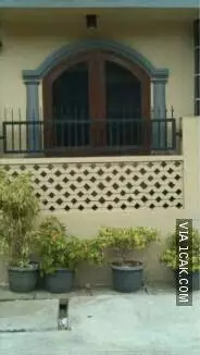 jendela nyeleneh Berbagai Sumber