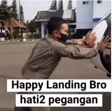 TNI dorong helikopter Instagram