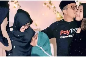 5 Momen ultah pernikahan Ustaz Yusuf Mansur, konsepnya curi perhatian