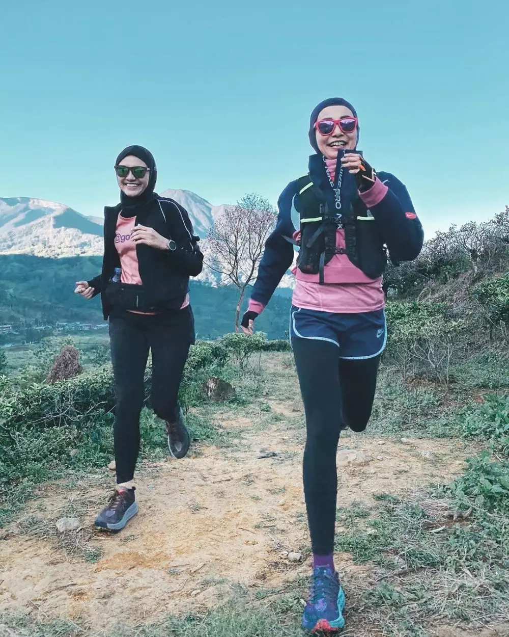 Potret seleb Tanah Air yang tetap olahraga saat liburan © 2020 brilio.net Potret seleb Tanah Air yang tetap olahraga saat liburan © 2020 brilio.net