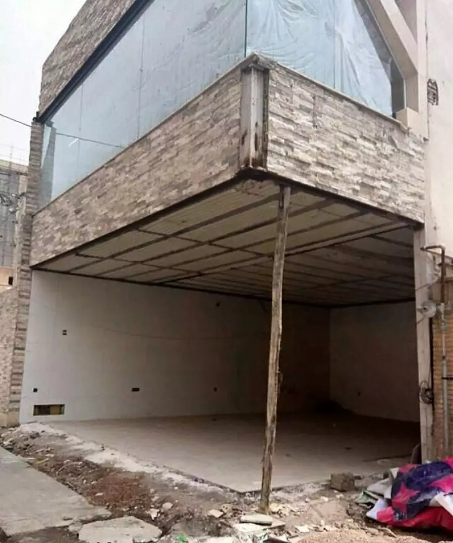 bangunan hampir roboh Instagram