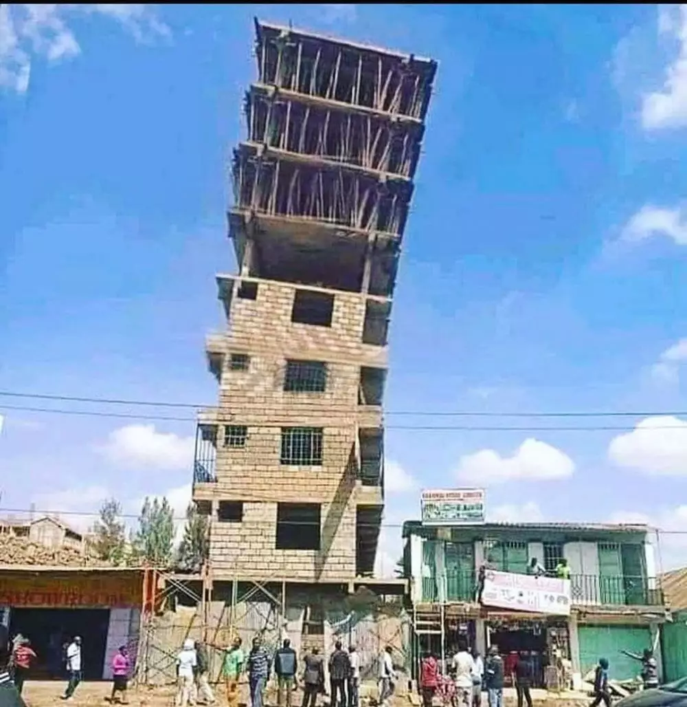 bangunan hampir roboh Instagram