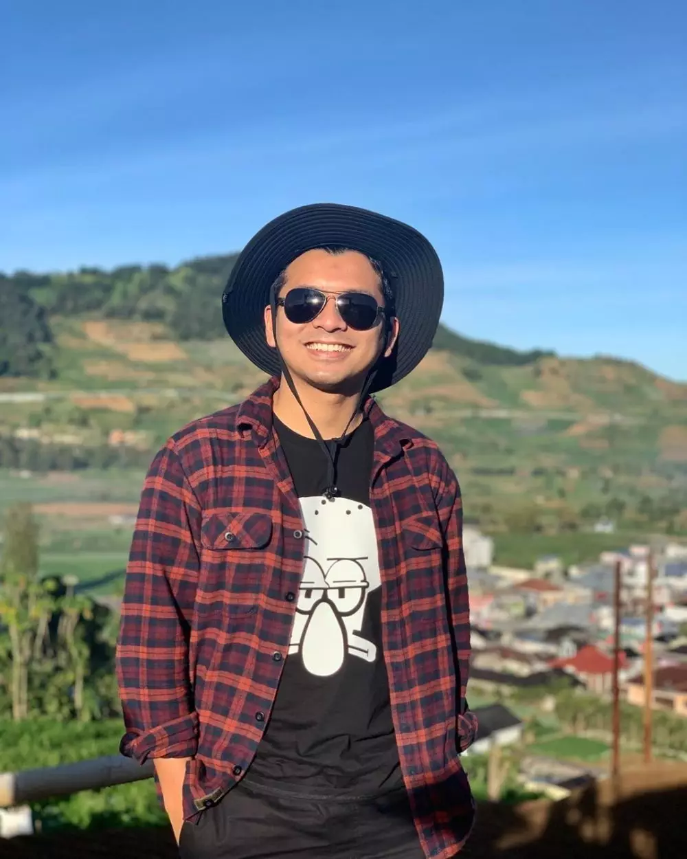 potret reza surya putra artis tiktok  © 2020 Instagram/@rezakraton potret reza surya putra artis tiktok  © 2020 Instagram/@rezakraton