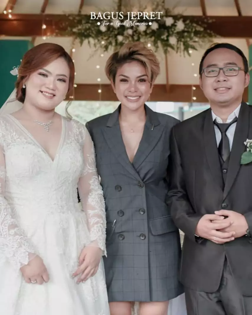 momen nikita mirzani nikahkan pasangan Instagram