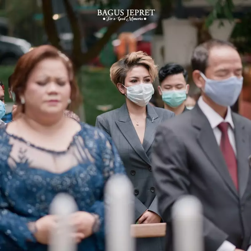 momen nikita mirzani nikahkan pasangan Instagram