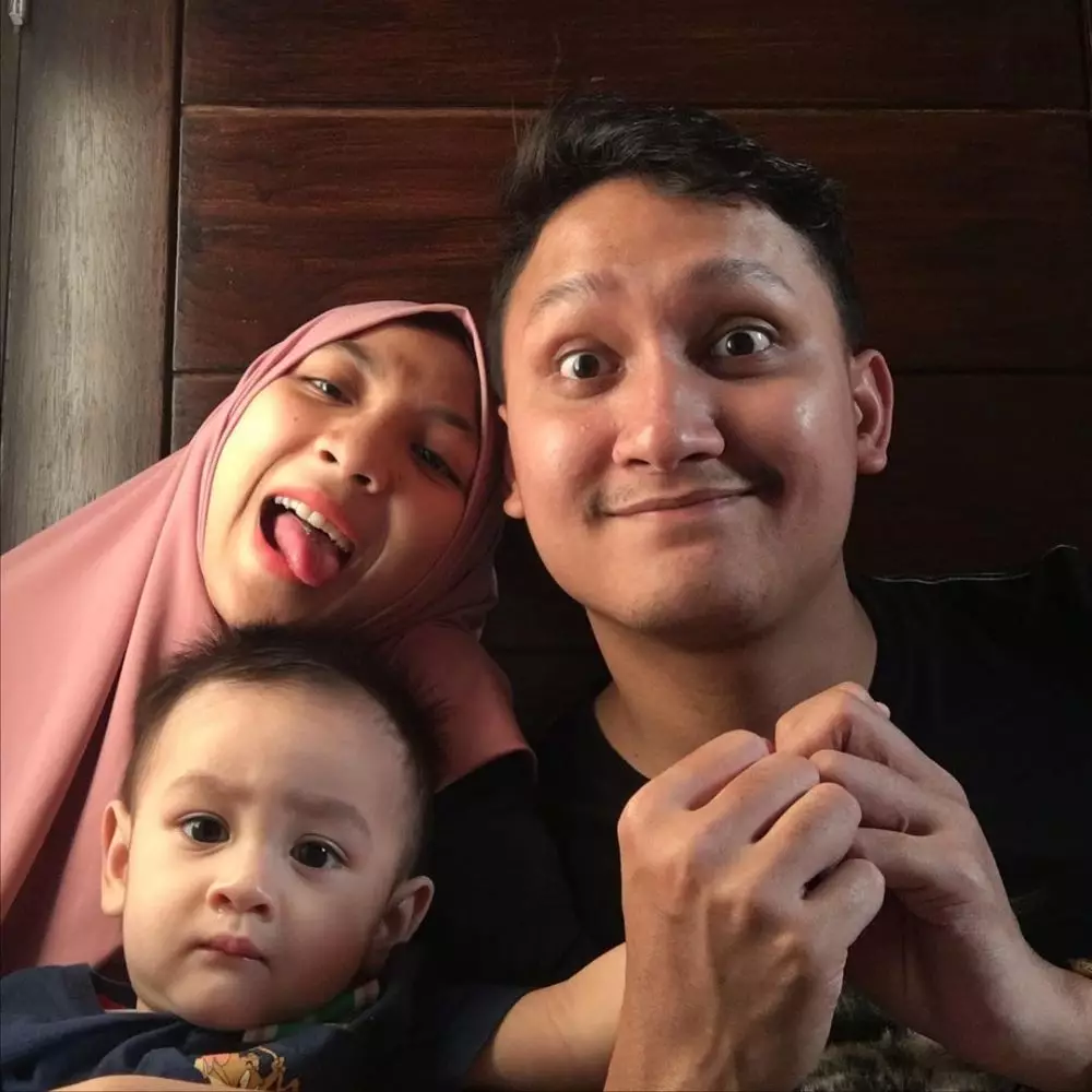 Saur Sepuh dan pasangan instagram Saur Sepuh dan pasangan instagram