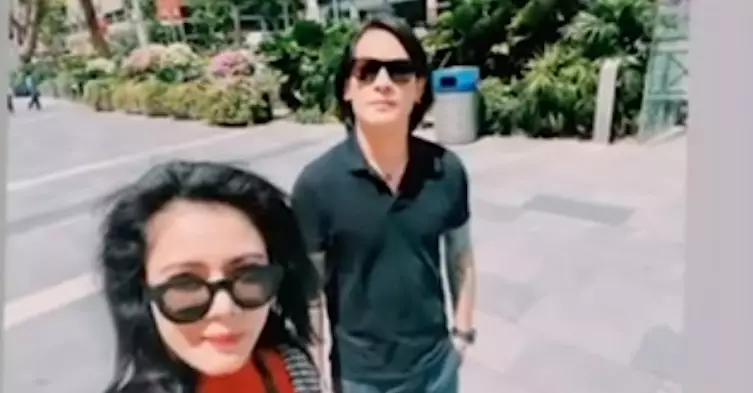 Chef Juna bareng pacar © 2020 brilio.net