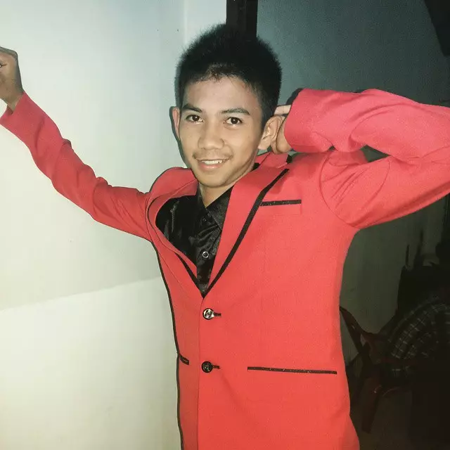 Potret 10 pedangdut tampan di awal karier berbagai sumber 