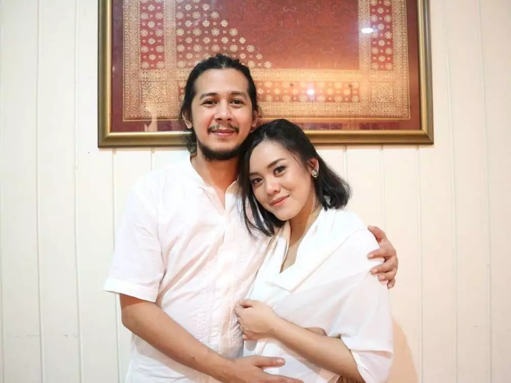 Indonesian Idol dan suami Instagram