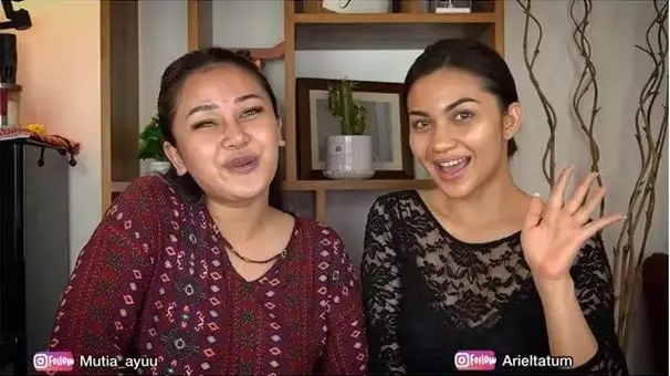 ariel tatum dan ayu kakak adik Berbagai sumber ariel tatum dan ayu kakak adik Berbagai sumber