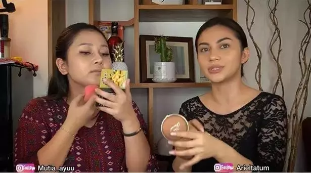 ariel tatum dan ayu kakak adik Berbagai sumber ariel tatum dan ayu kakak adik Berbagai sumber