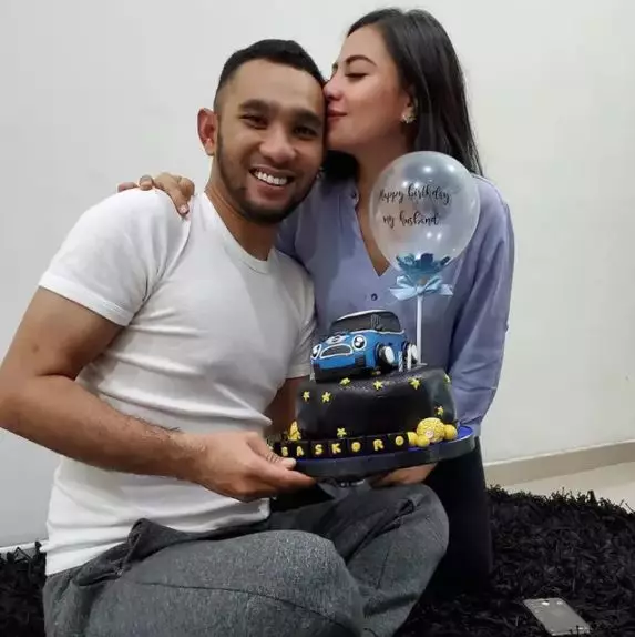 enji mantan ayu ting ting Instagram enji mantan ayu ting ting Instagram