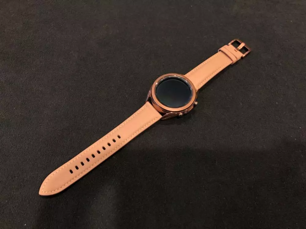 Galaxy Watch3 revisi © 2020 brilio.net Galaxy Watch3 revisi © 2020 brilio.net