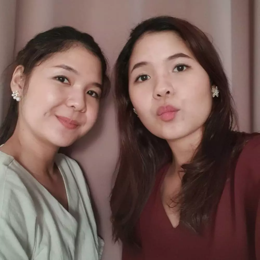 selebgram cantik bareng kembarannya © 2020 Instagram selebgram cantik bareng kembarannya © 2020 Instagram