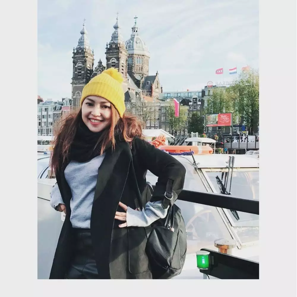 Gaya elegan Mpok Alpha ini bikin pangling © 2020 brilio.net Gaya elegan Mpok Alpha ini bikin pangling © 2020 brilio.net