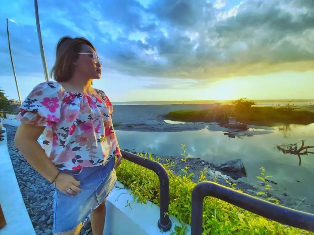 Gaya elegan Mpok Alpha ini bikin pangling © 2020 brilio.net Gaya elegan Mpok Alpha ini bikin pangling © 2020 brilio.net