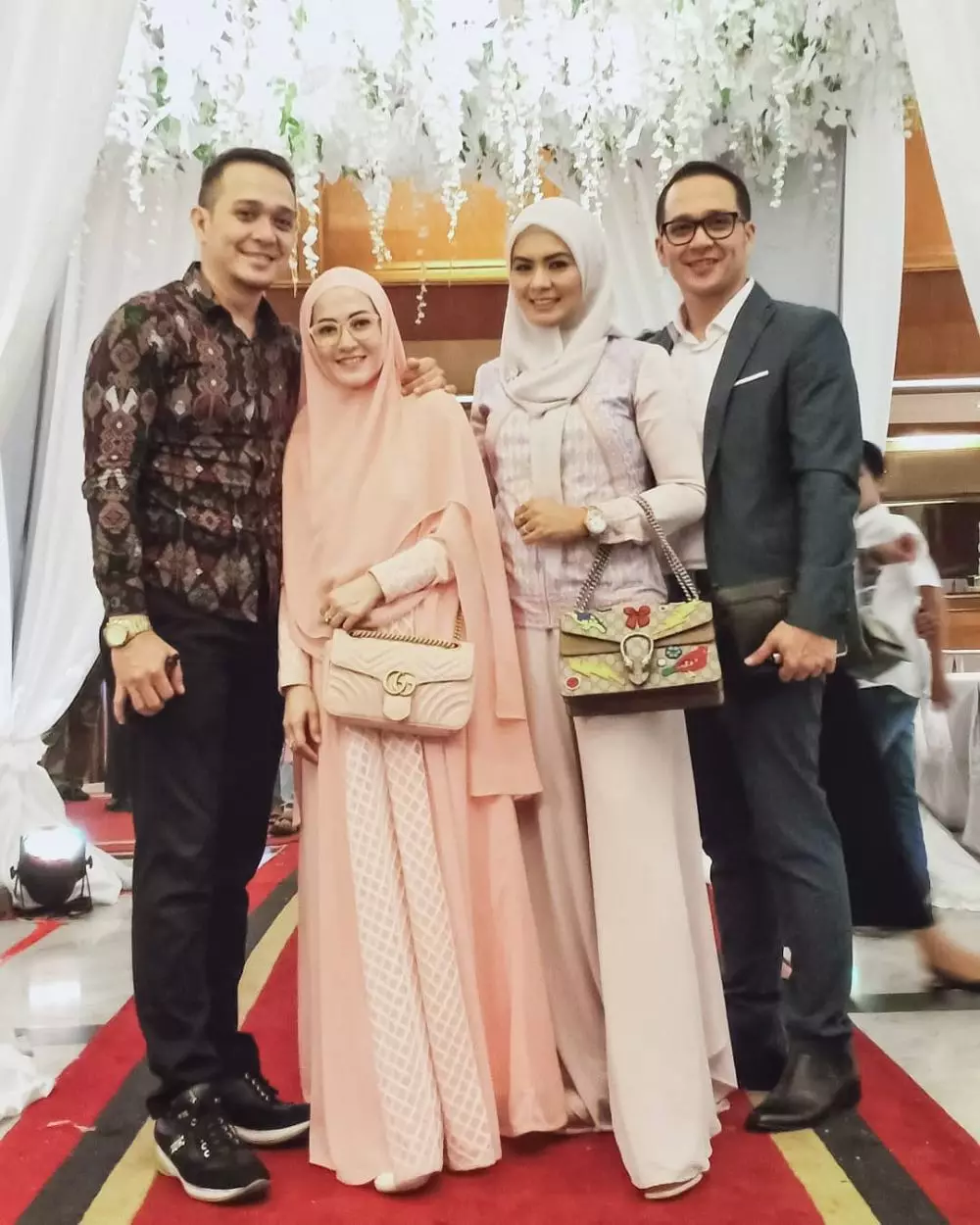 Seleb pria bareng kembaran © 2020 brilio.net Seleb pria bareng kembaran © 2020 brilio.net