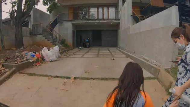 rumah baru Nisya Ahmad © 2020 brilio.net YouTube