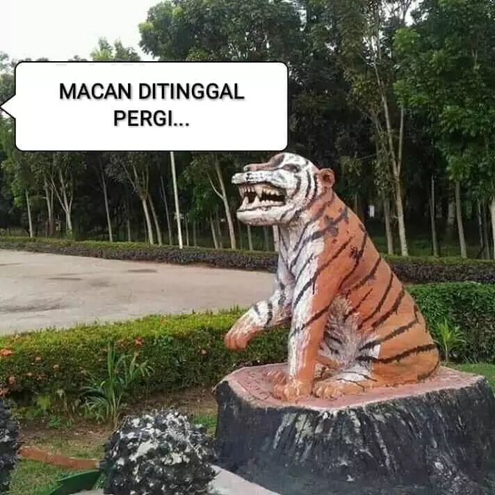 Patung macan absurd Facebook/ Hodi Min'z Patung macan absurd Facebook/ Hodi Min'z