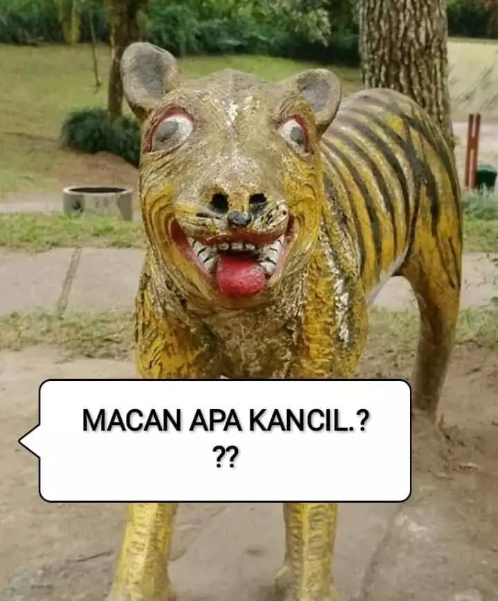 Patung macan absurd Facebook/ Hodi Min'z Patung macan absurd Facebook/ Hodi Min'z