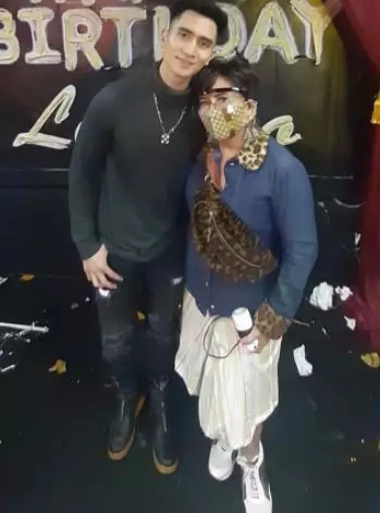 verrel dan sang nenek Instagram