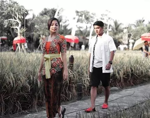 15 seleb kebaya Bali Instagram