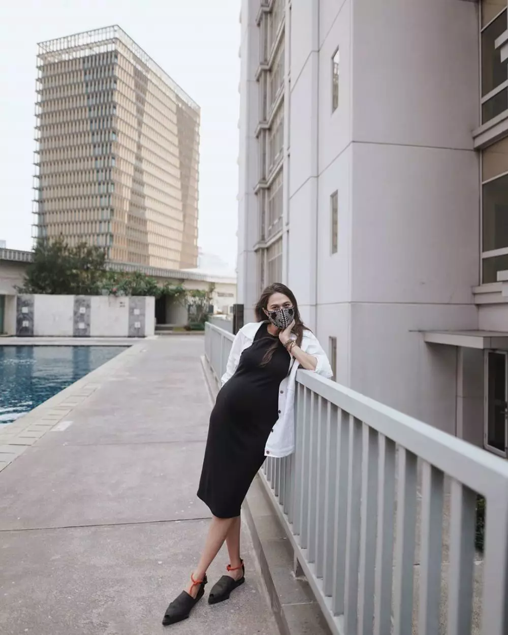 OOTD seleb pamer baby bump Instagram OOTD seleb pamer baby bump Instagram