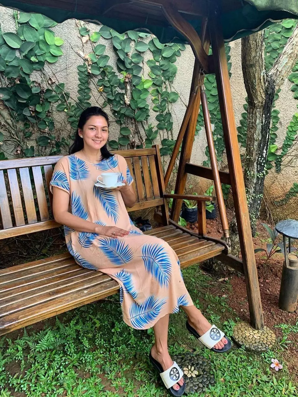 donna agnesia cantik natural Instagram