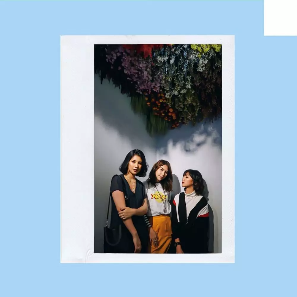 Potret persahabatan Sheila Dara & Adinda Thomas © 2020 brilio.net Potret persahabatan Sheila Dara & Adinda Thomas © 2020 brilio.net