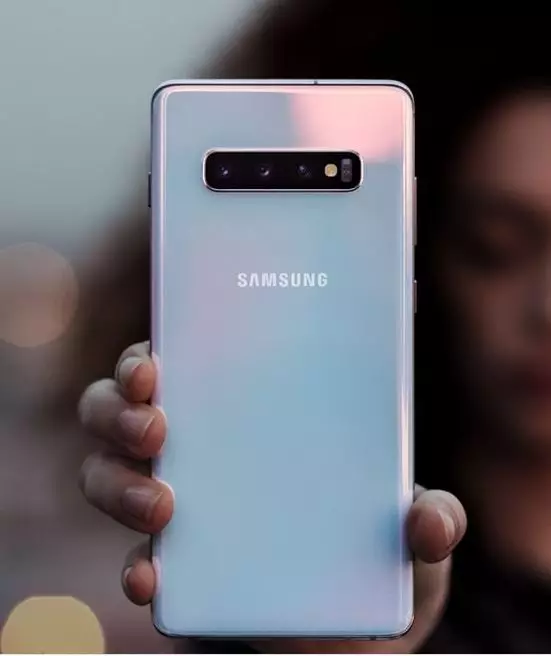 HP dengan jaringan 5G © 2020 brilio.net