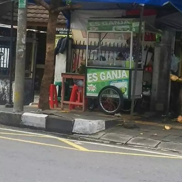 Potret jualan nggak sesuai nama Berbagai sumber Potret jualan nggak sesuai nama Berbagai sumber