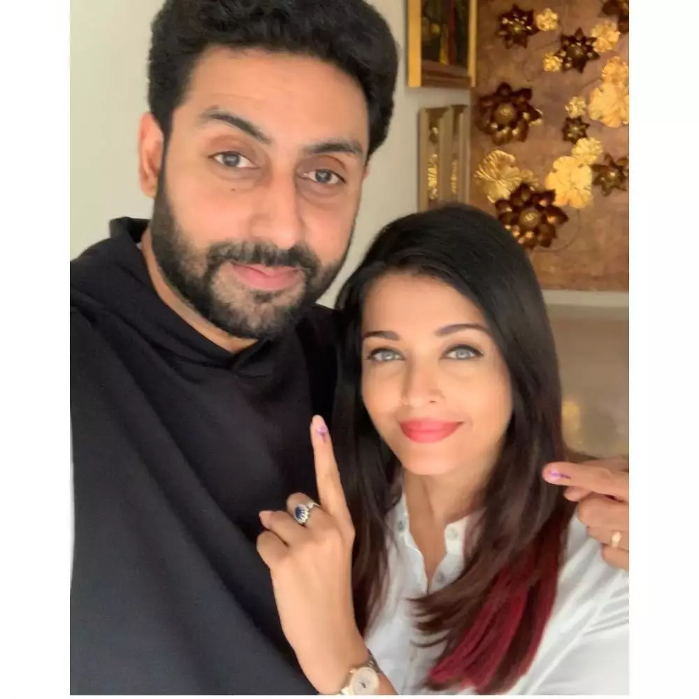 Pasangan Bollywood tolak film berbagai sumber Pasangan Bollywood tolak film berbagai sumber