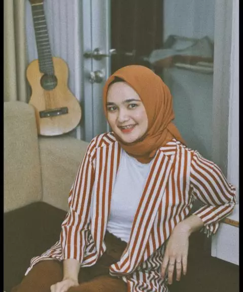 dewi nosar copet cantik Instagram