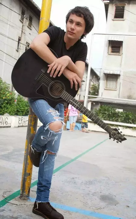 potret awal karier Andhika Pratama berbagai sumber potret awal karier Andhika Pratama berbagai sumber