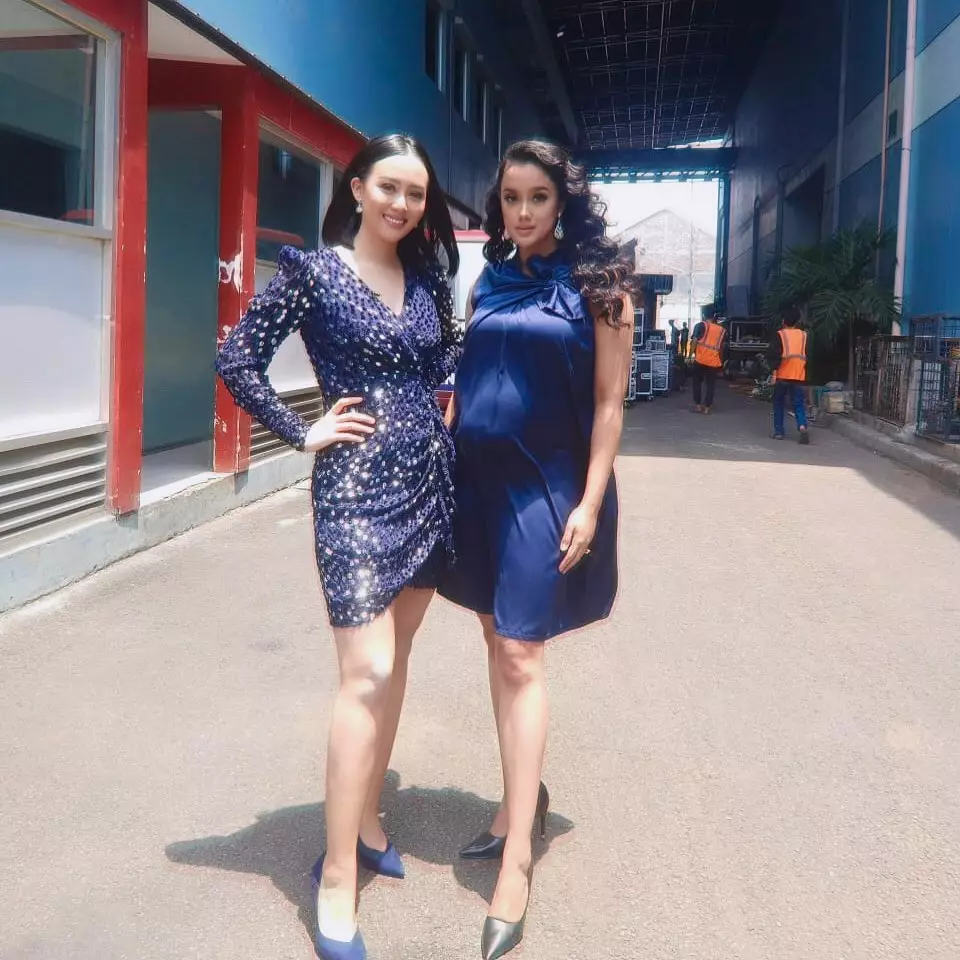 Potret Intan saat pamer baby bump © 2020 brilio.net Potret Intan saat pamer baby bump © 2020 brilio.net