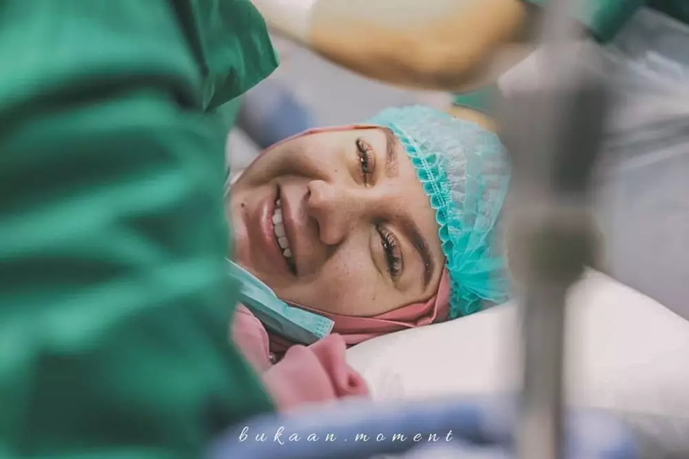 Momen seleb melahirkan di masa pandemi Instagram Momen seleb melahirkan di masa pandemi Instagram