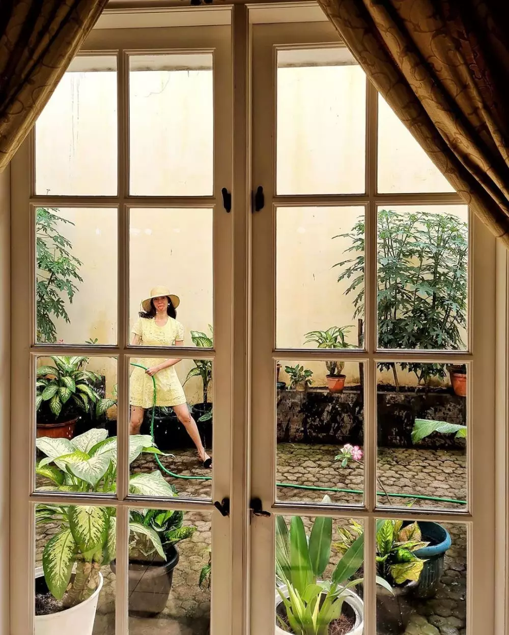 Rumah Yuki Kato berbagai sumber