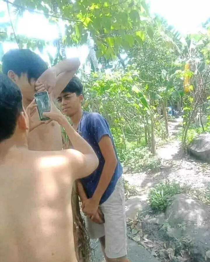 sahabat sejati kompak abis  Berbagai Sumber