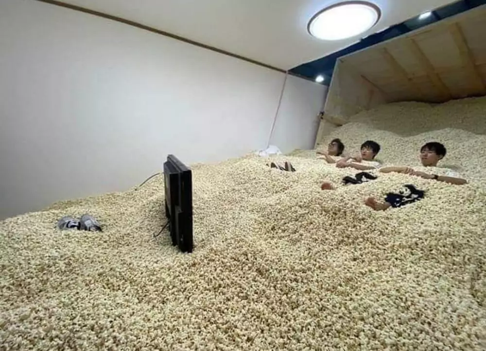 sahabat sejati kompak abis  Berbagai Sumber