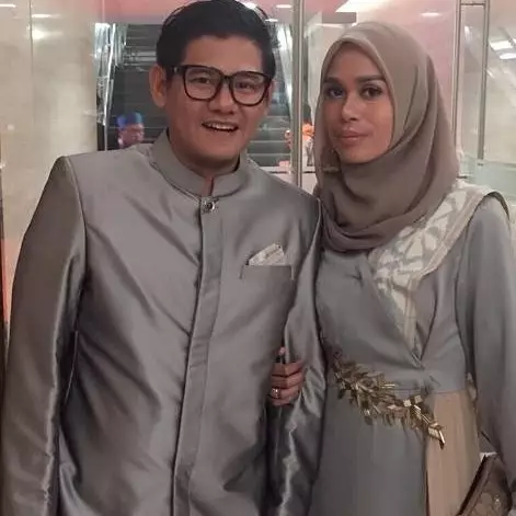 potret pemeran sitkom dan pasangan © 2020 Instagram potret pemeran sitkom dan pasangan © 2020 Instagram