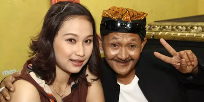 potret pemeran sitkom dan pasangan © 2020 Instagram potret pemeran sitkom dan pasangan © 2020 Instagram