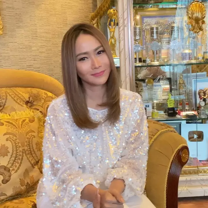 nama asli penyanyi wanita © 2020 berbagai sumber