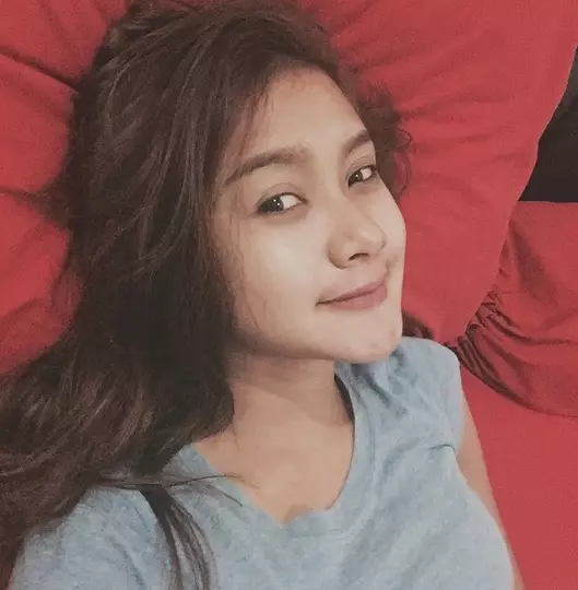 Tampil dengan rambut acak-acakan © 2020 brilio.net