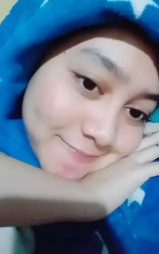 ada yang mirip lesty Berbagai sumber