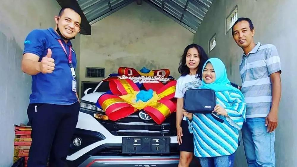 mama kekeyi ulang tahun Berbagai sumber