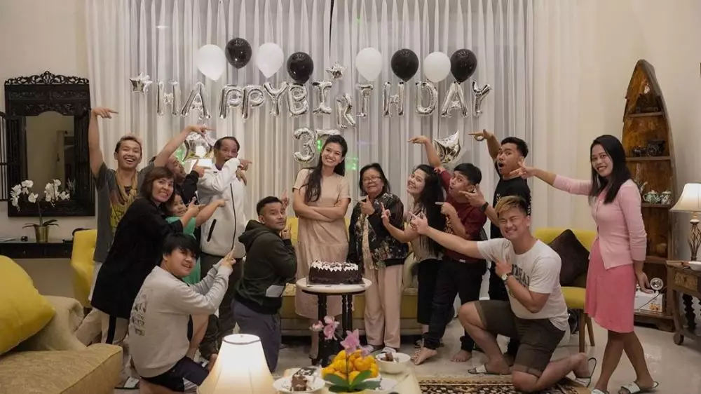 Duma Riris ultah ke-37 Instagram